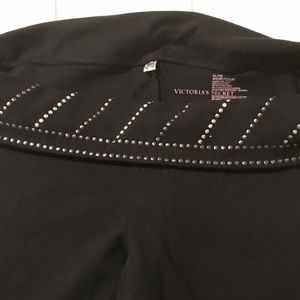 Victoria’s Secret black yoga pants.